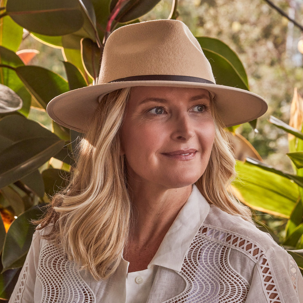  Benadict Fedora Hat - Beige