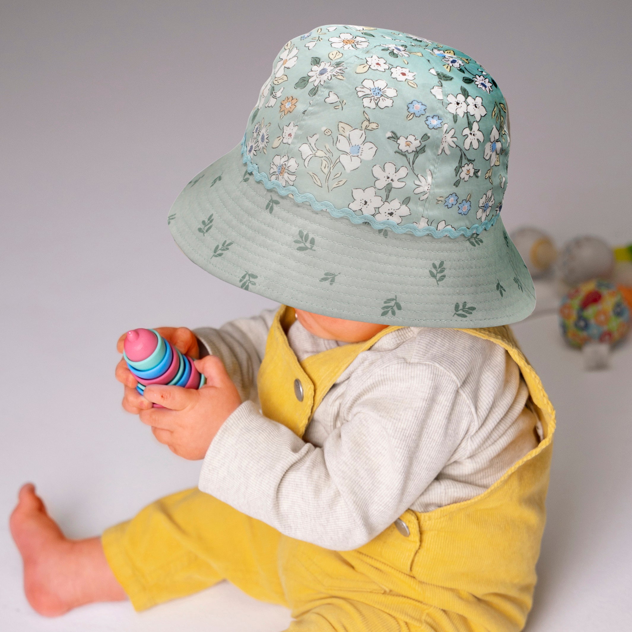  Stevie Souwester Hat - Flower