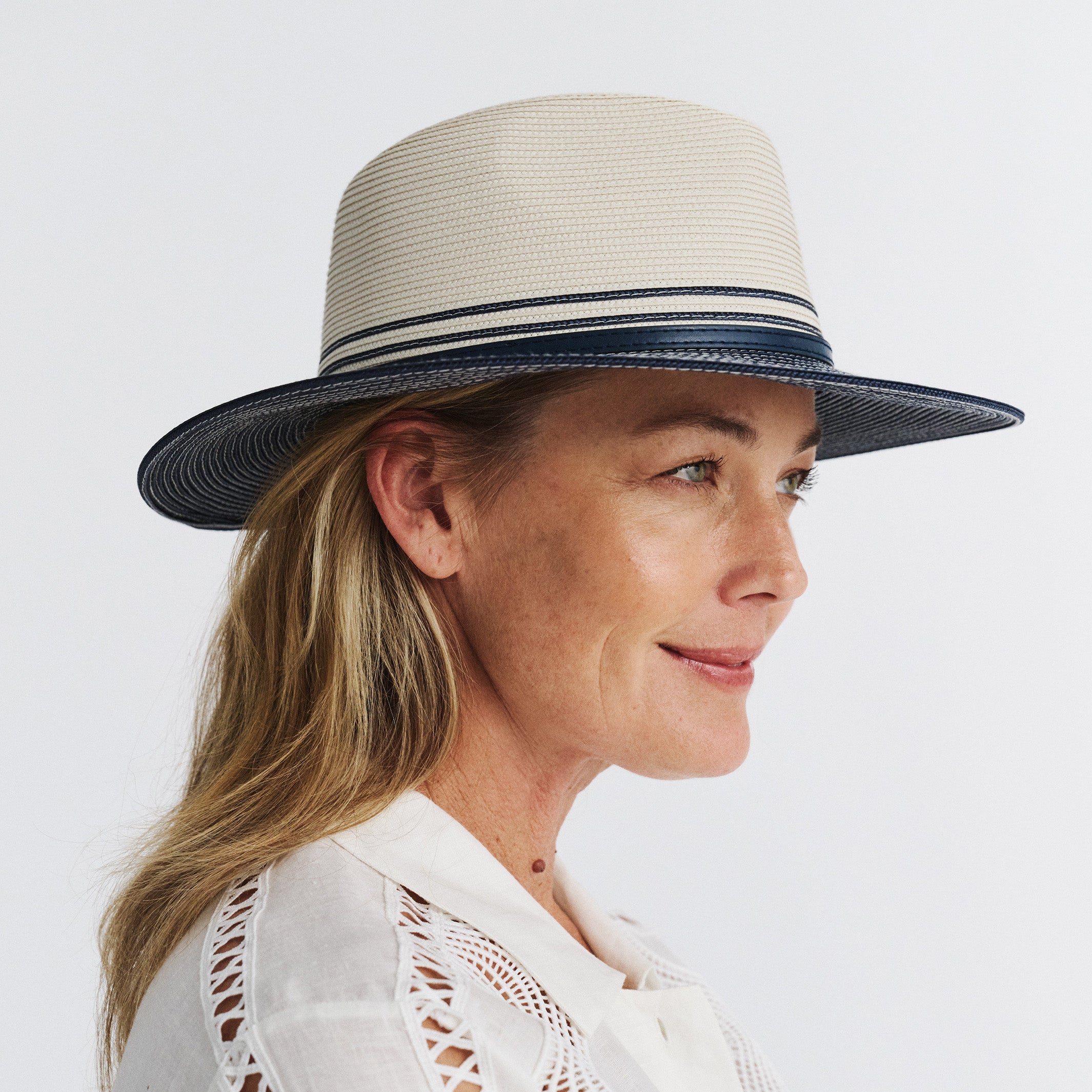  Heritage Town & Country Hat - Ivory/Navy