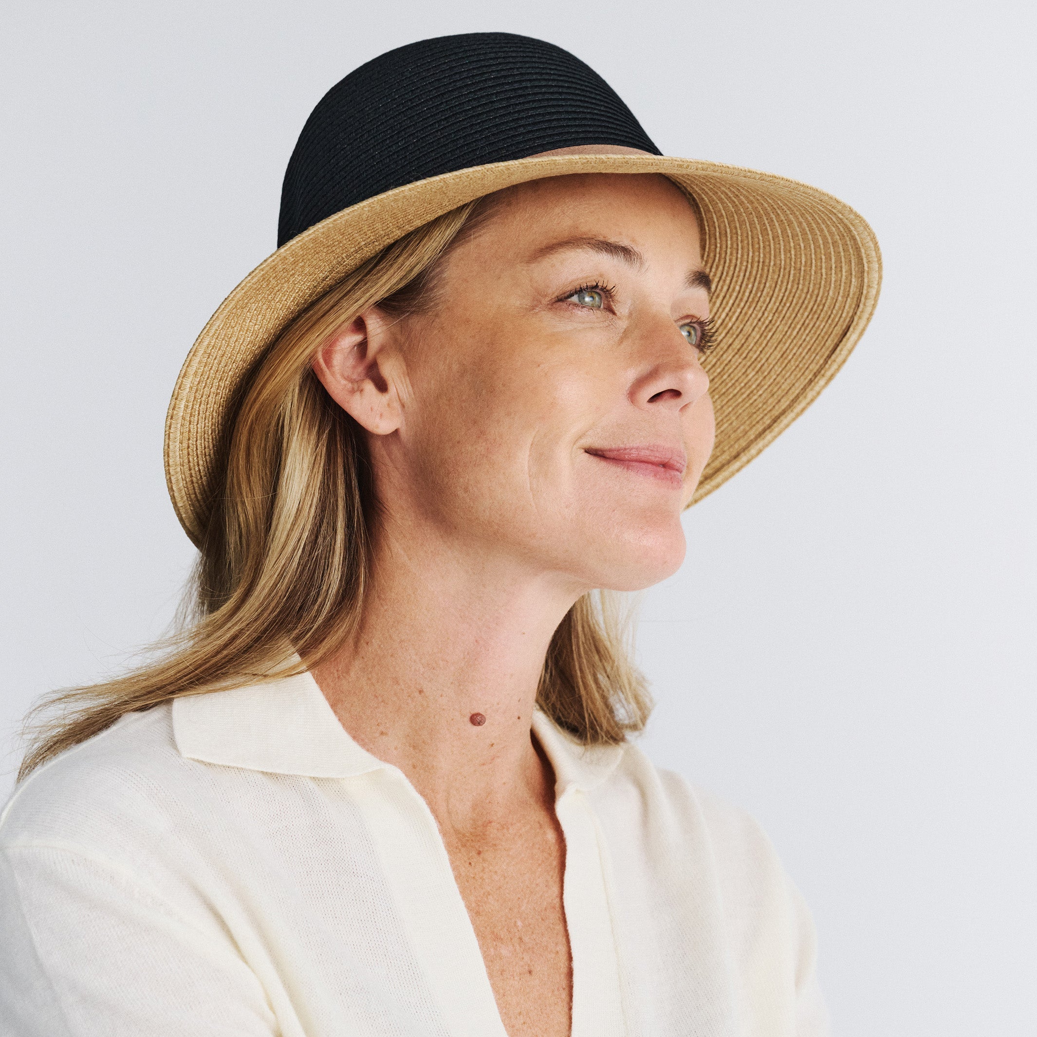  Daphne Bucket Hat - Black Natural
