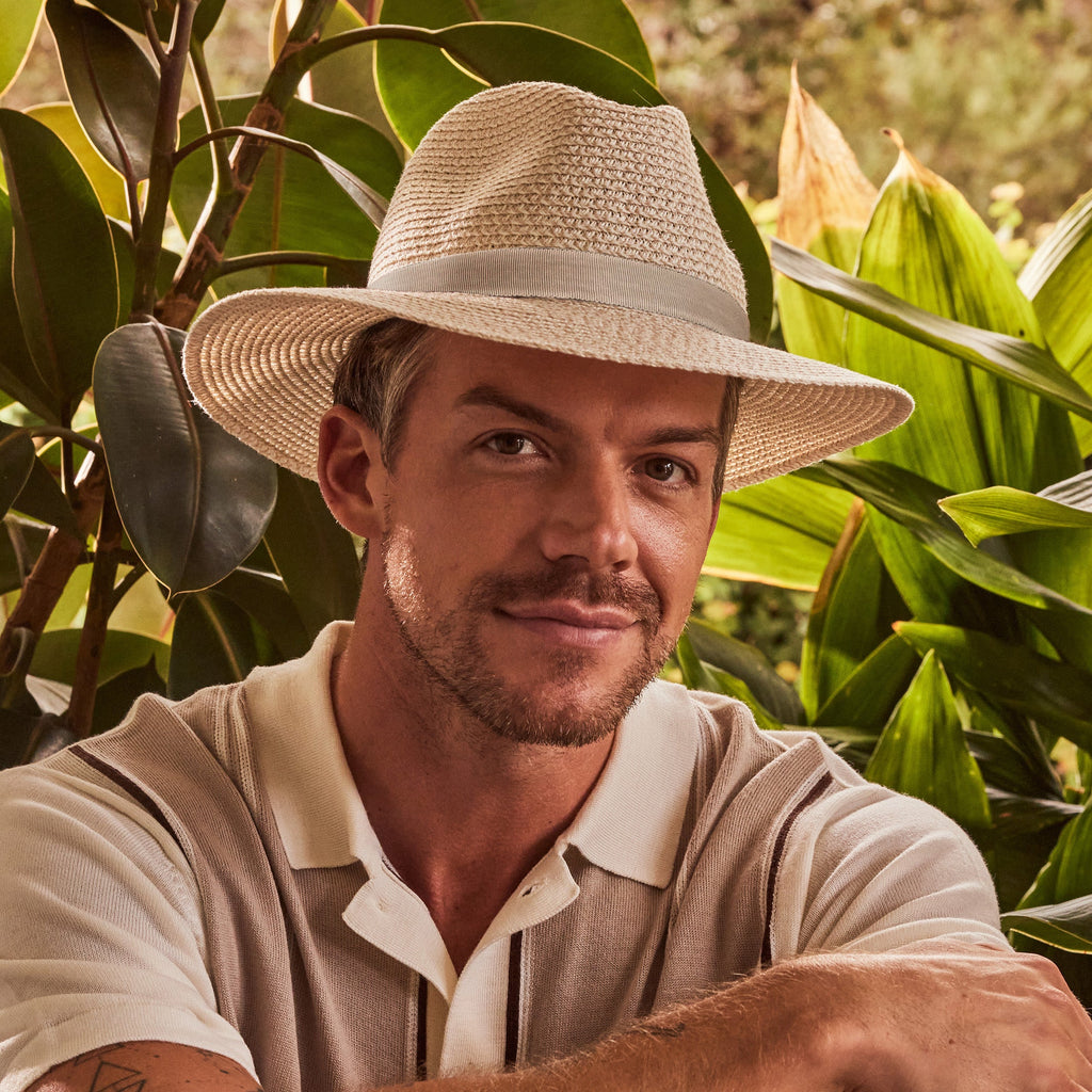  Outback Lightweight Fedora Hat - Ivory