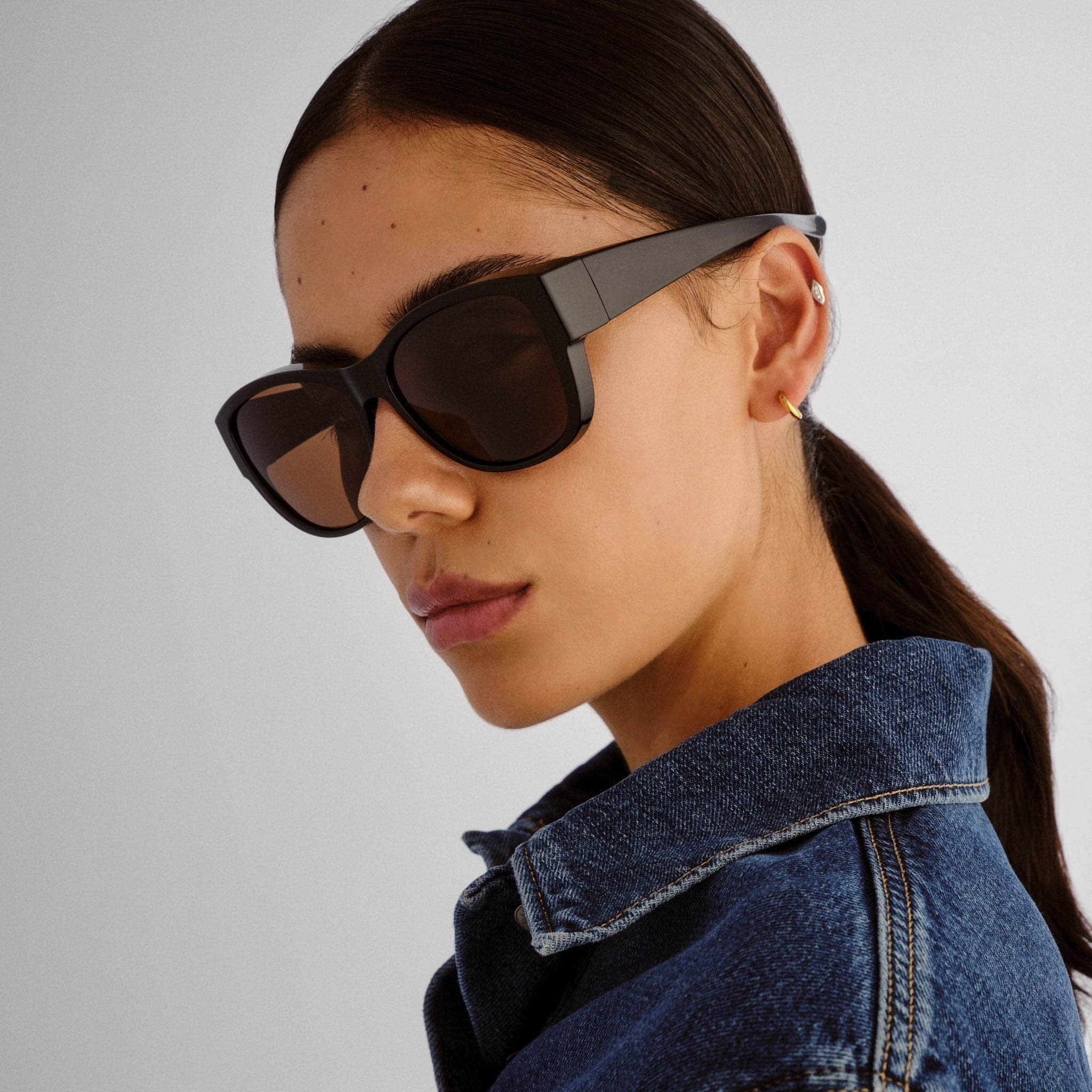  Samaria Fitover Sunglasses - Black